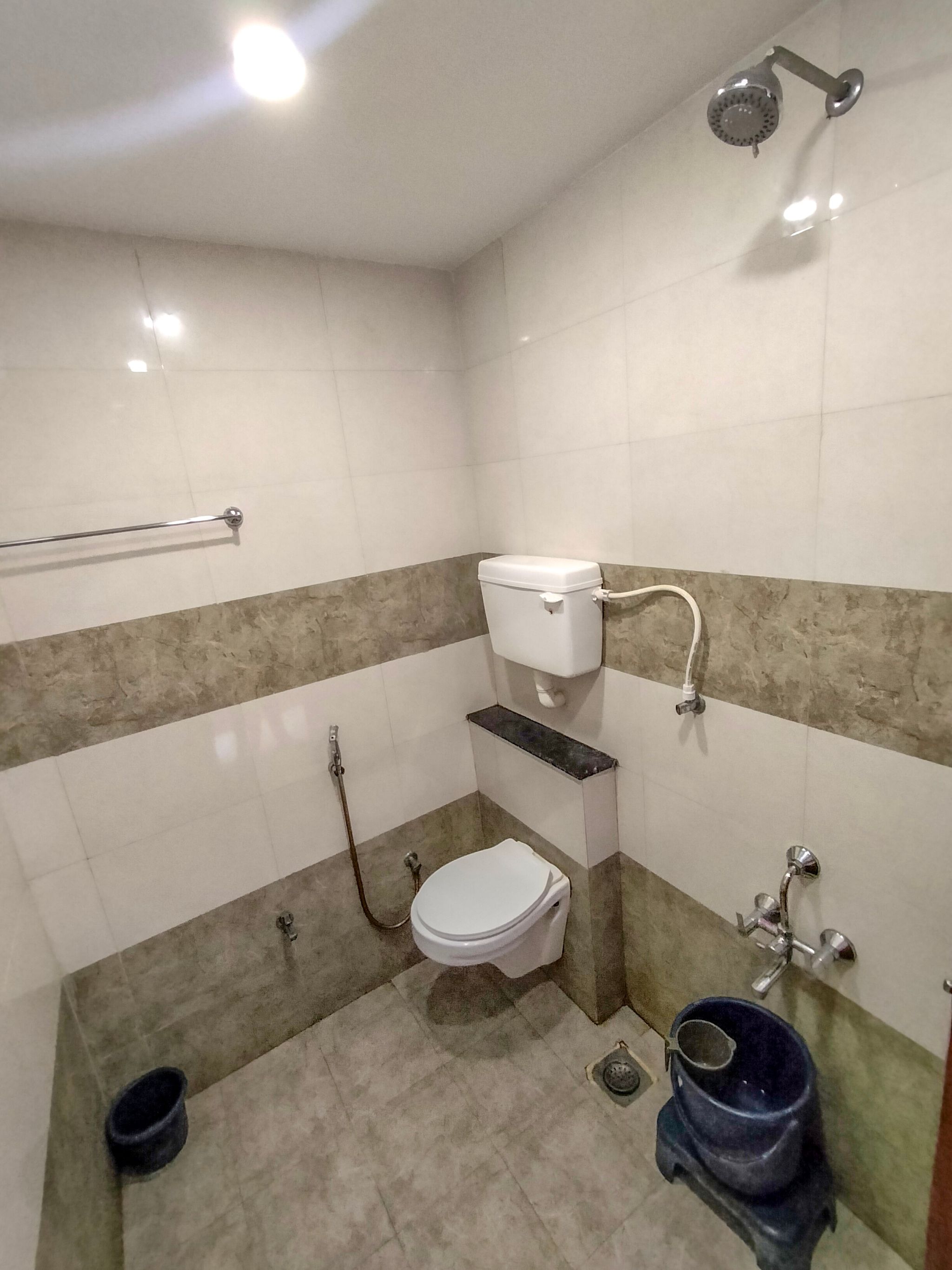 StayGuru Hari Om Residency Double Deluxe Room 5