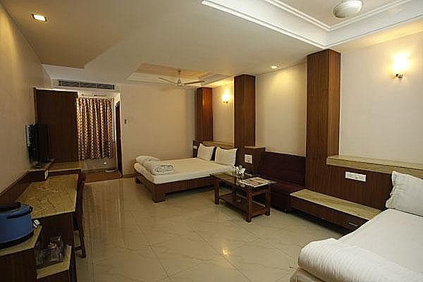 undefined Jain's Hotel Rajhans 5