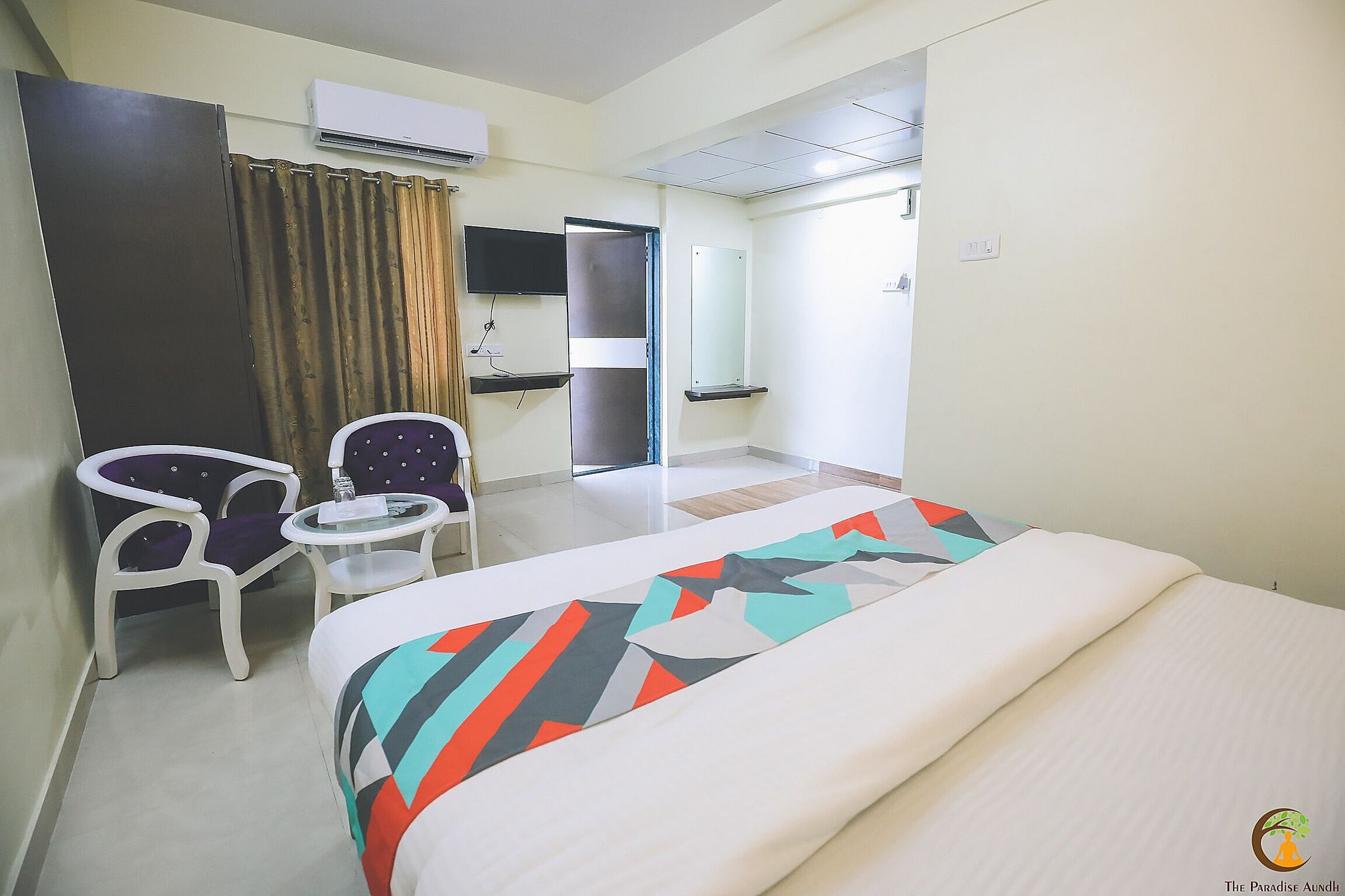 The Paradise Aundh Premium Room with Balcony(India National Only) 2