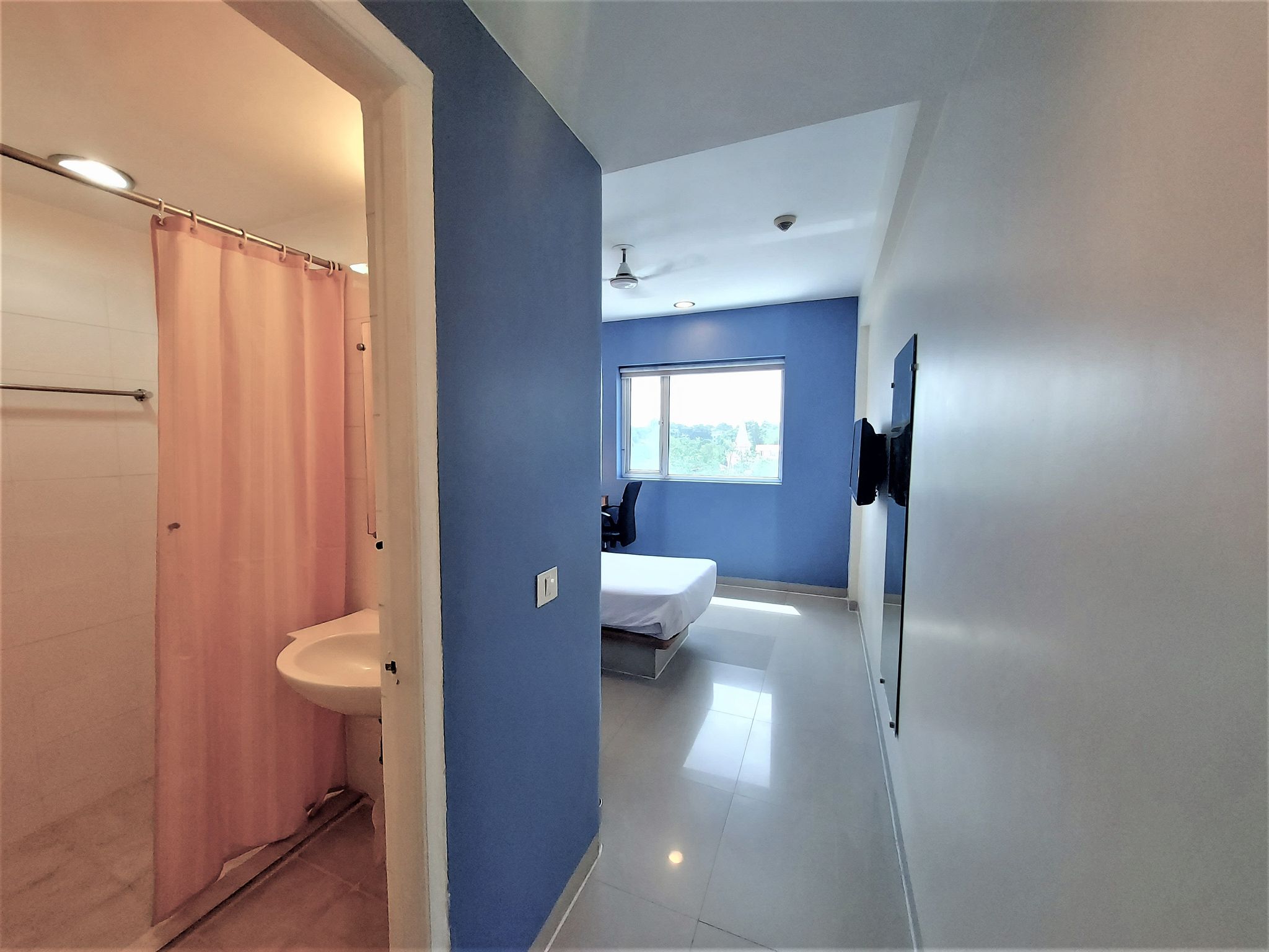 Ginger Agartala Superior Double Room 8