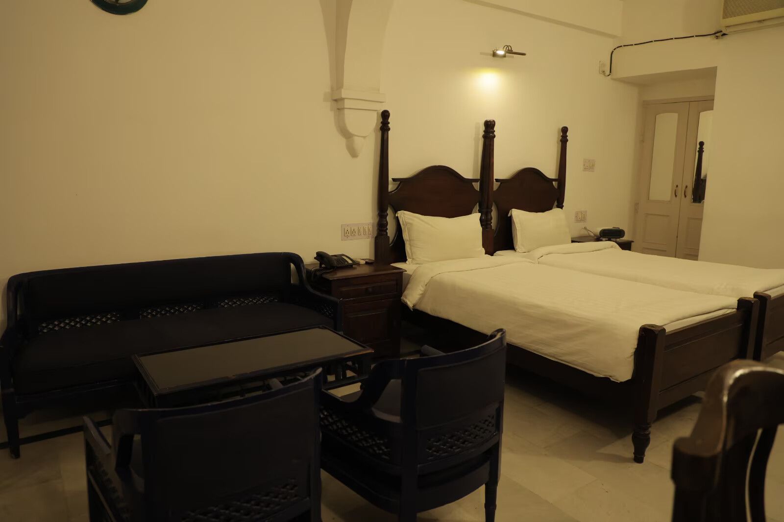 Suite Room