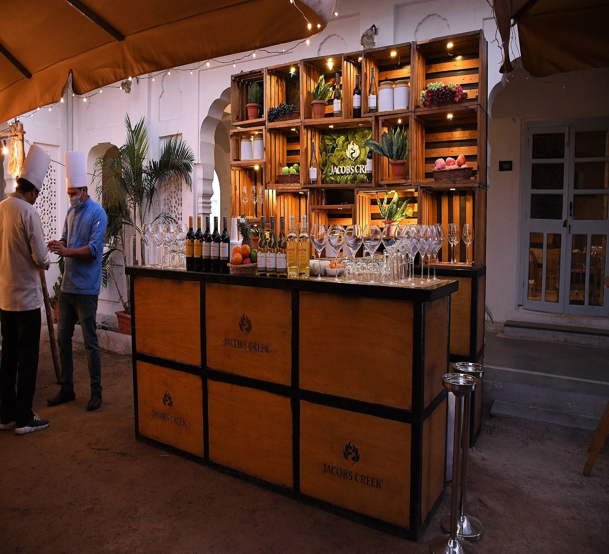 Bar