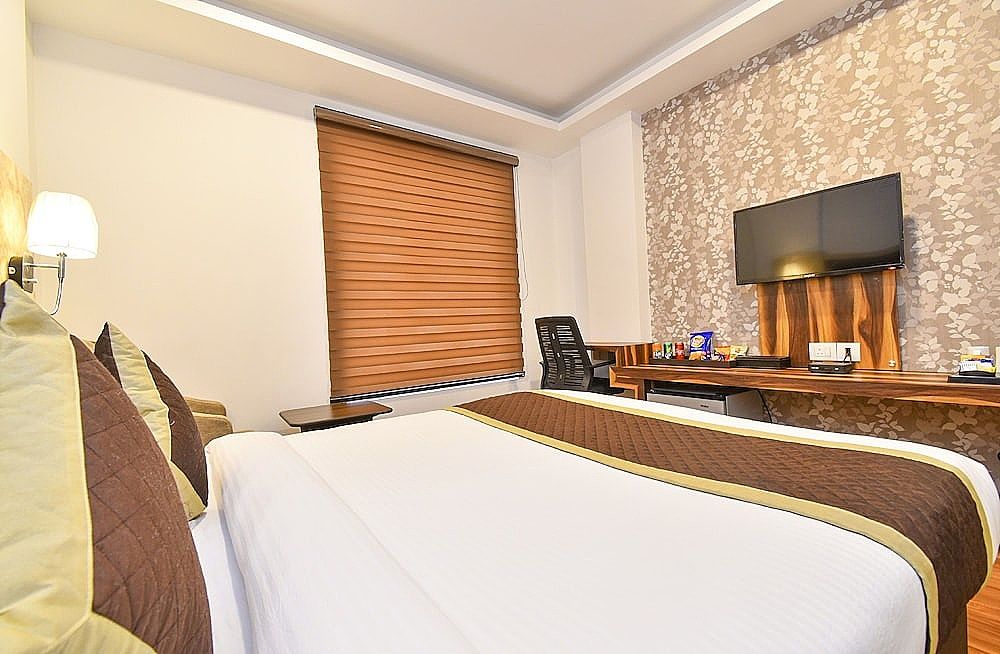 Hotel SunCity Plaza Deluxe Room 4