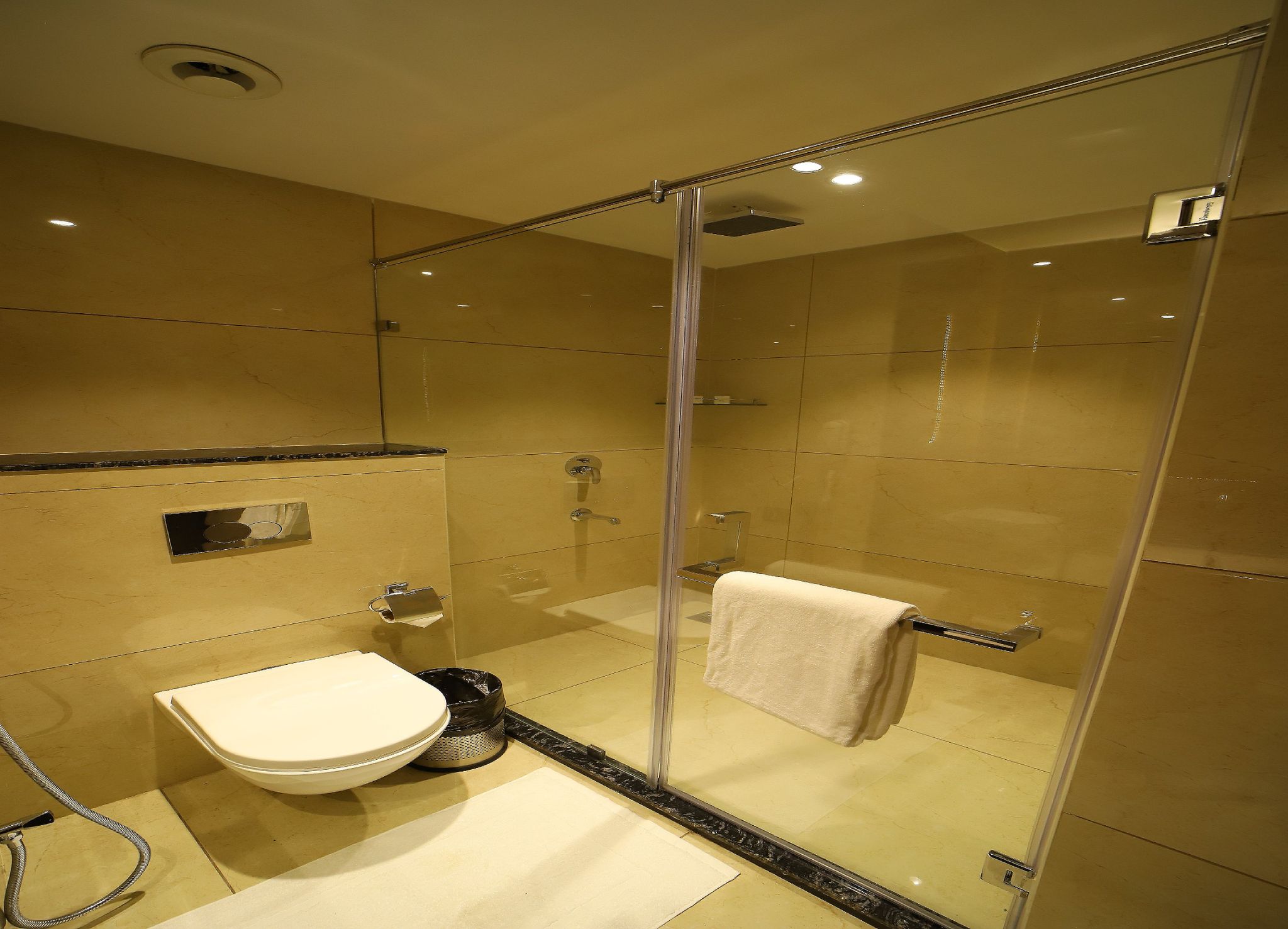 Hotel DVIJ Inn Deluxe Room 10