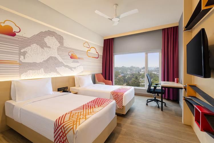 Ginger Kochi, Kalamassery Luxe Twin Room 2