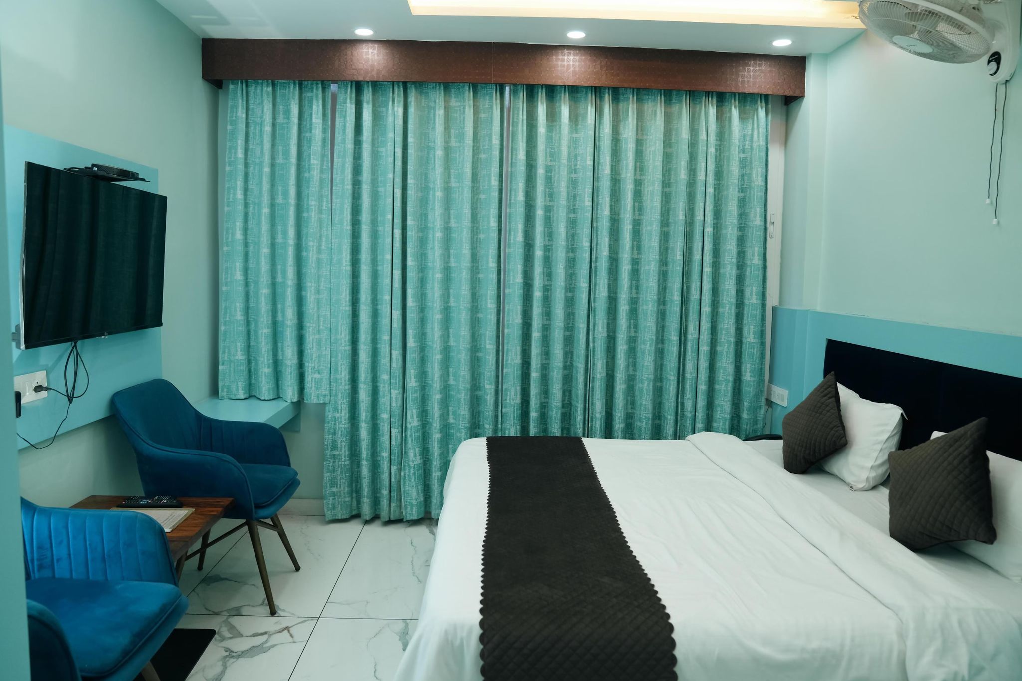 Hotel The Mango Tree Deluxe Room 4