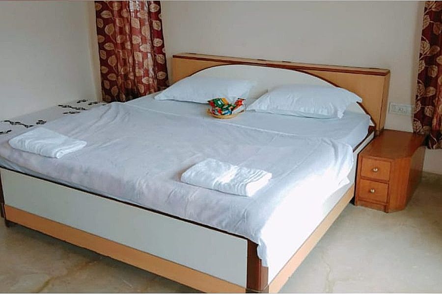 Ishus Room with Balcony