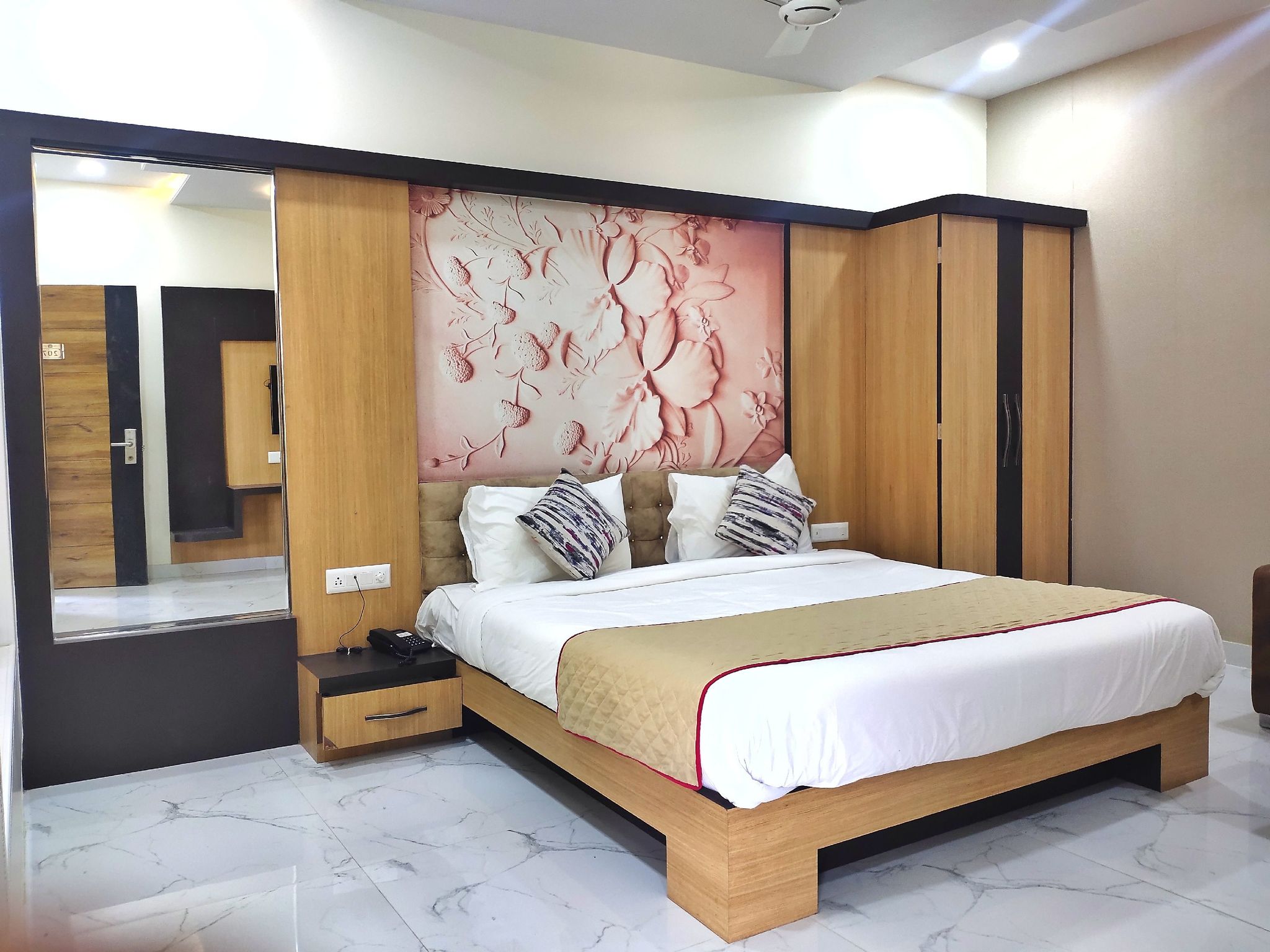 Hotel Pushkar City Inn Deluxe Room 7