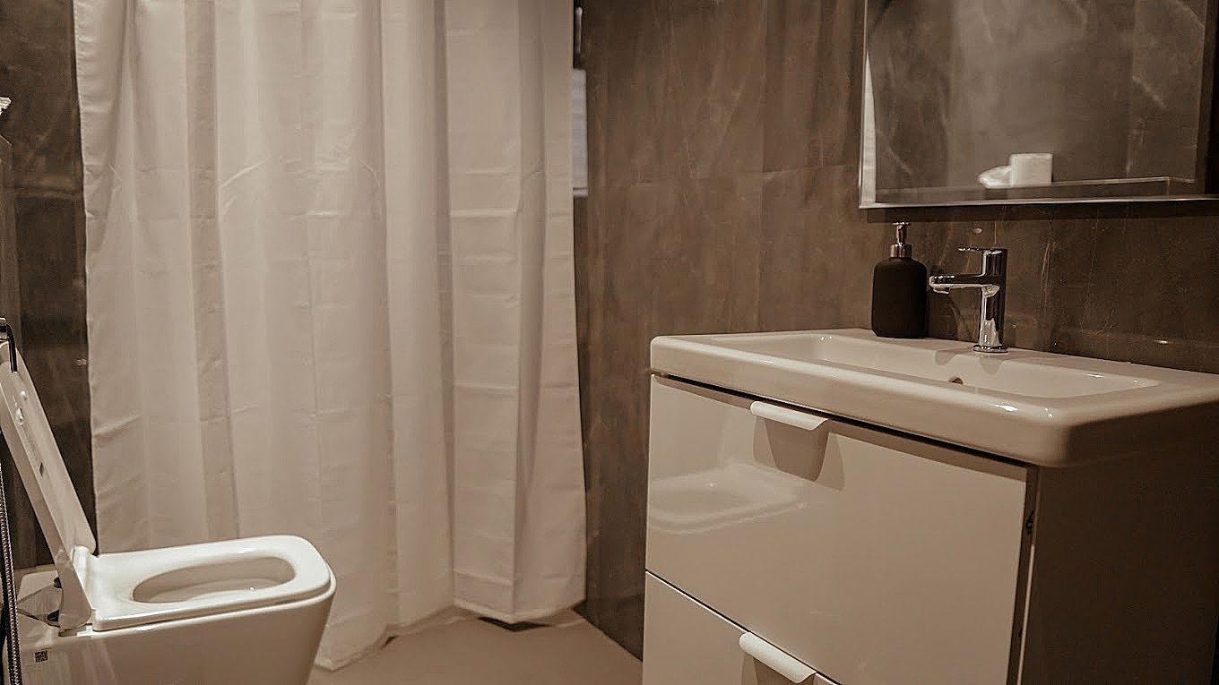 Bridge Serviced Apartment