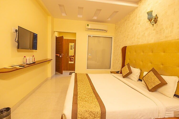 Super Deluxe Room