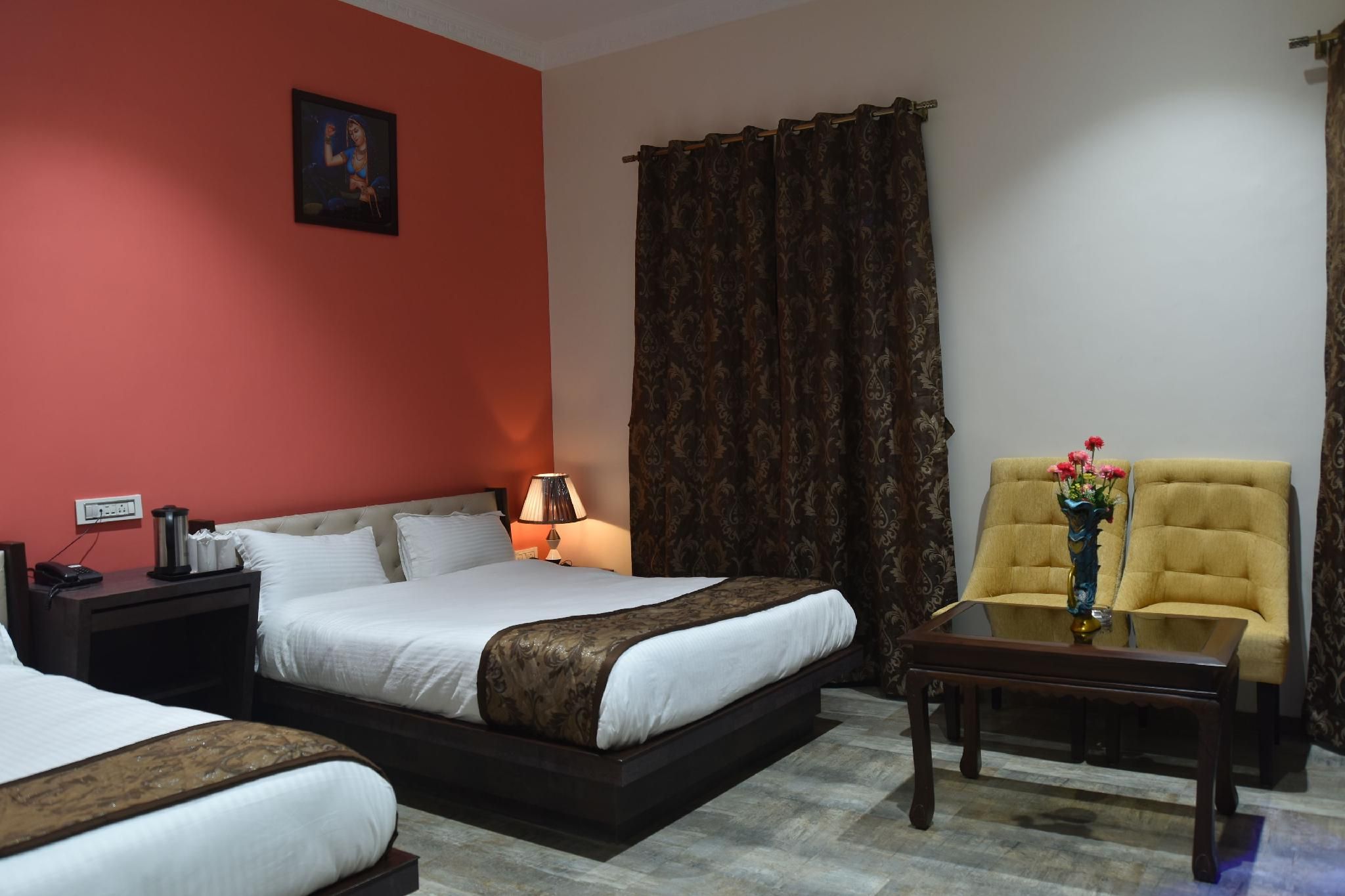 2 Queen Bed Suite