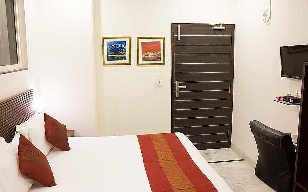 Pandya Niwas Standard Double Room 2