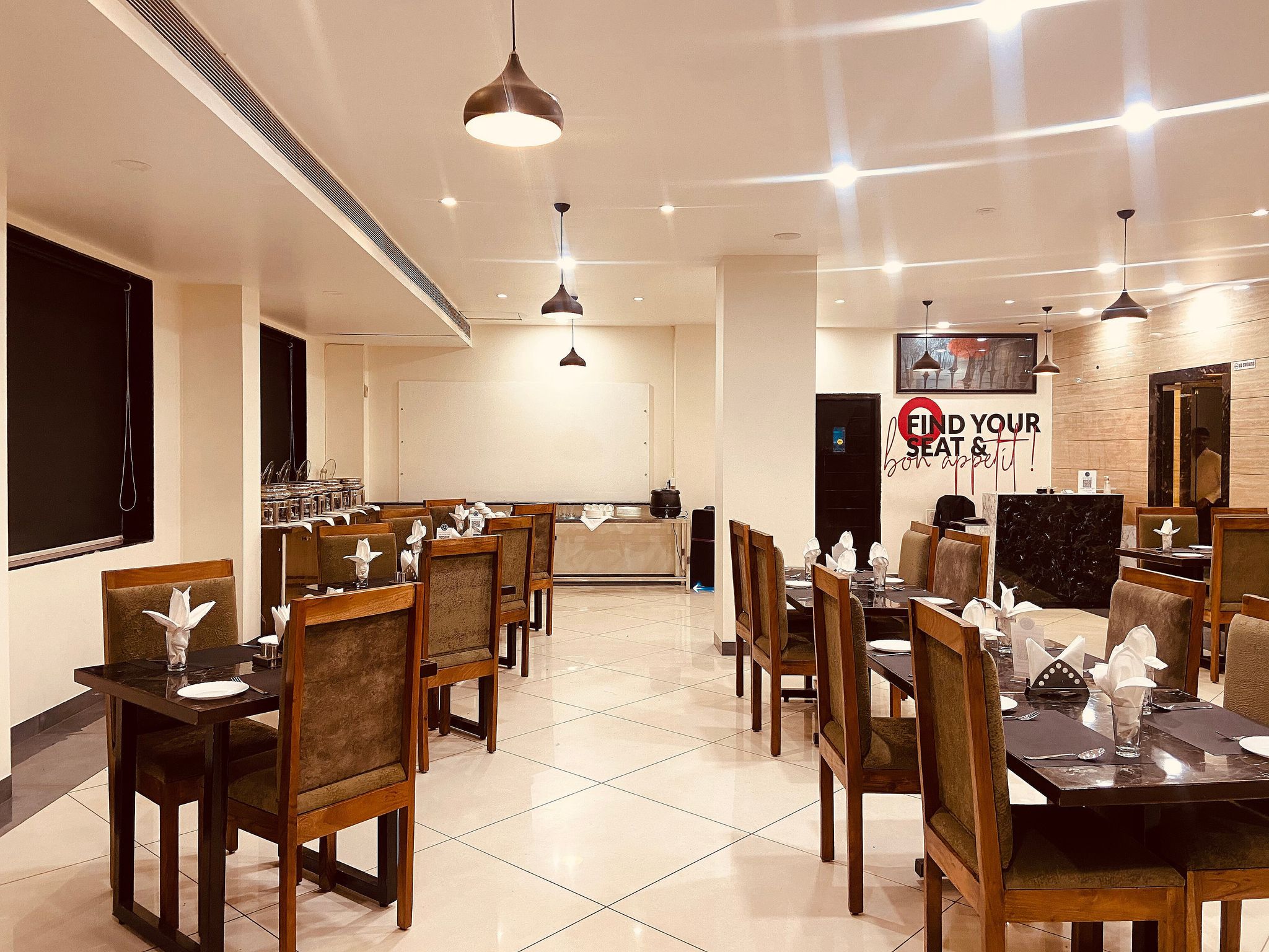Food & Dining