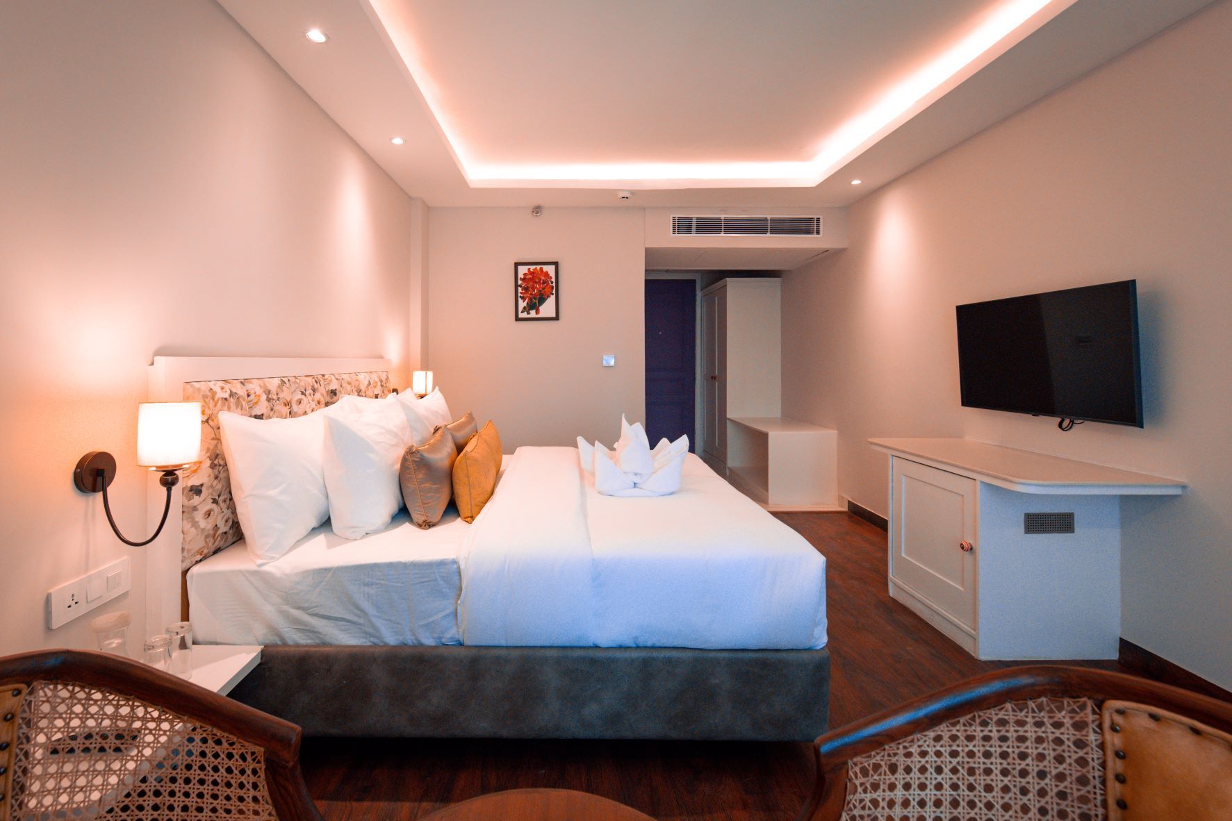 WelcomHeritage Santa Roza Kasauli Deluxe Room 5