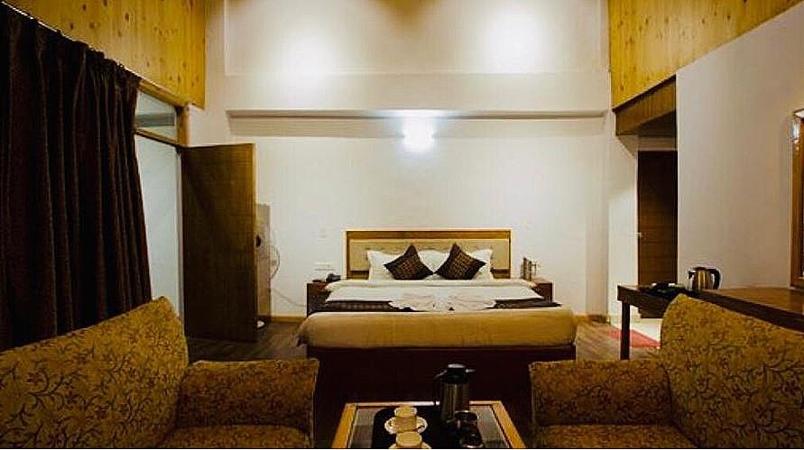Vaayu Resorts And Spa Manali Deluxe Room 3