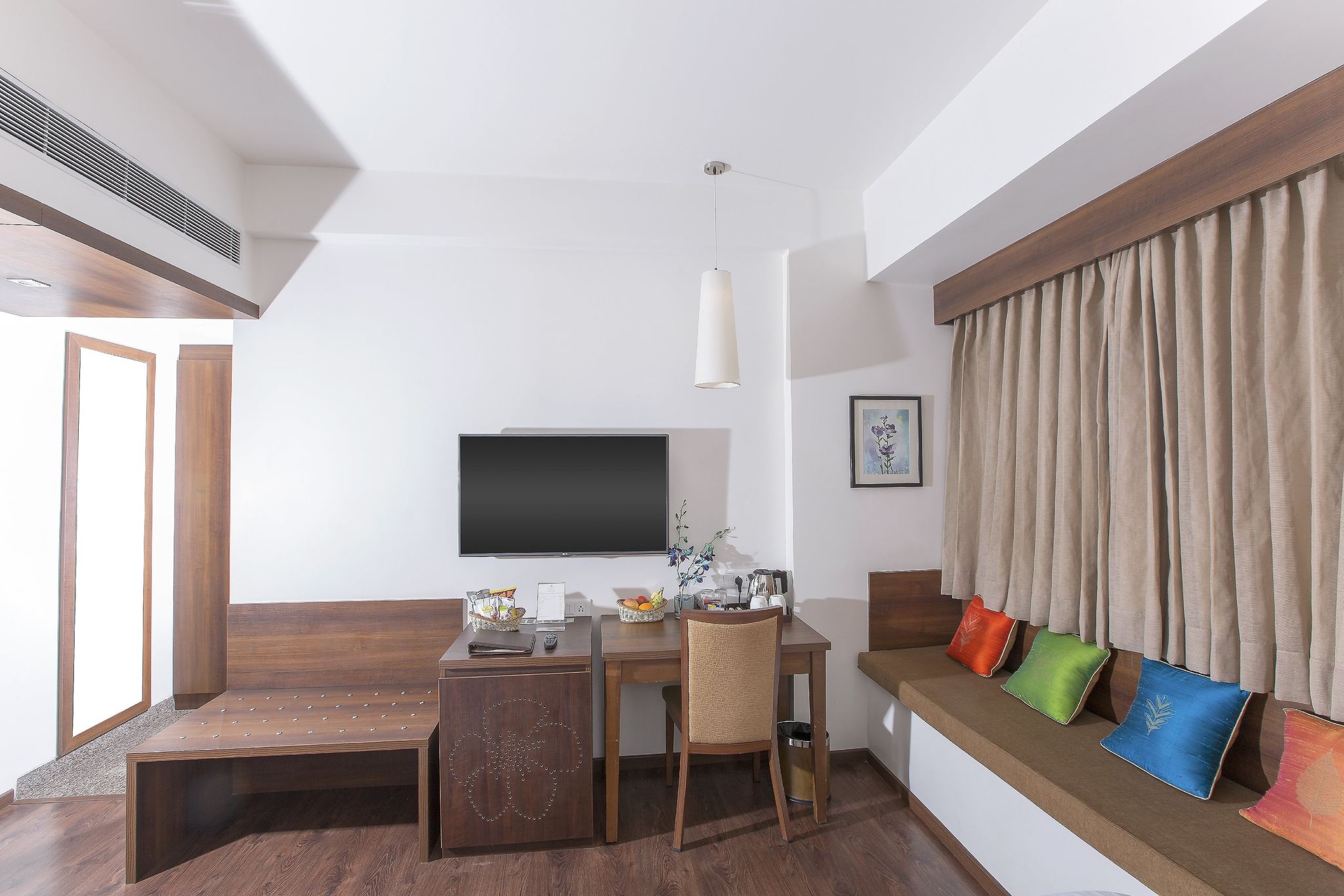 Temple Tree Hotel Garden View Room 8