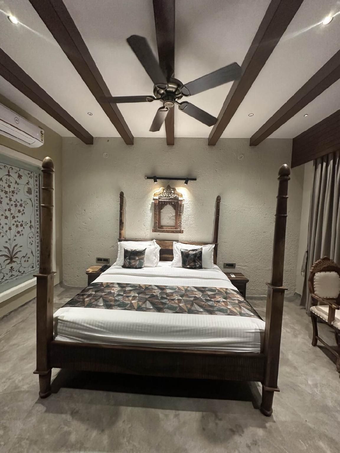 Cottage with Jacuzzi