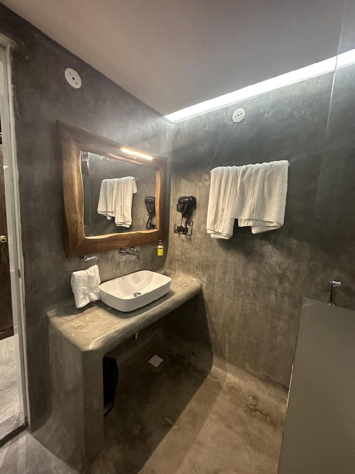 Cottage with Jacuzzi