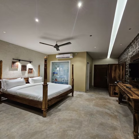 Mandav Heritage Resort Cottage With Hill View And Private Balcony