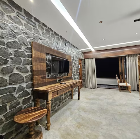 Mandav Heritage Resort Cottage With Hill View And Private Balcony 2
