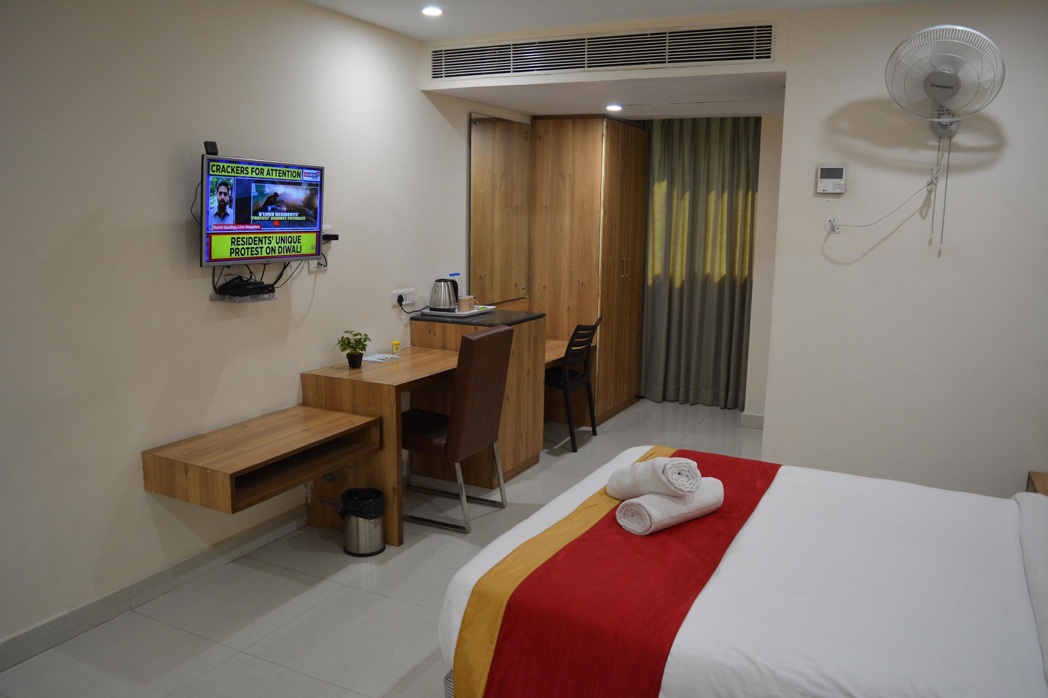 Deluxe Room - Twin Bed