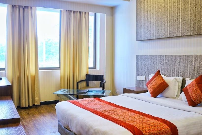 Hotel Surya Grand Deluxe Room 9
