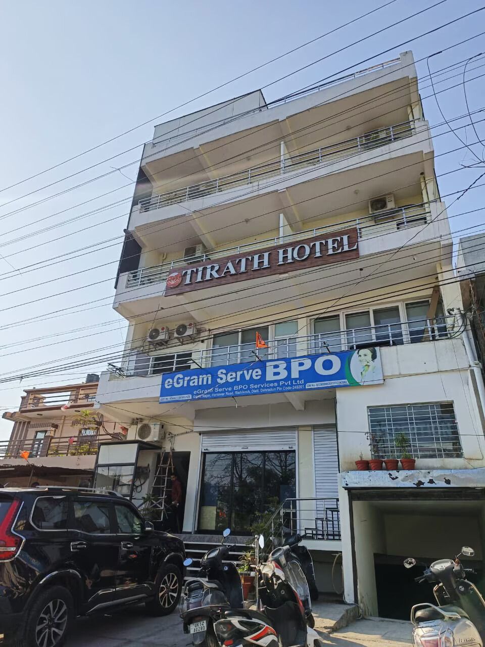 Hotel Tirth