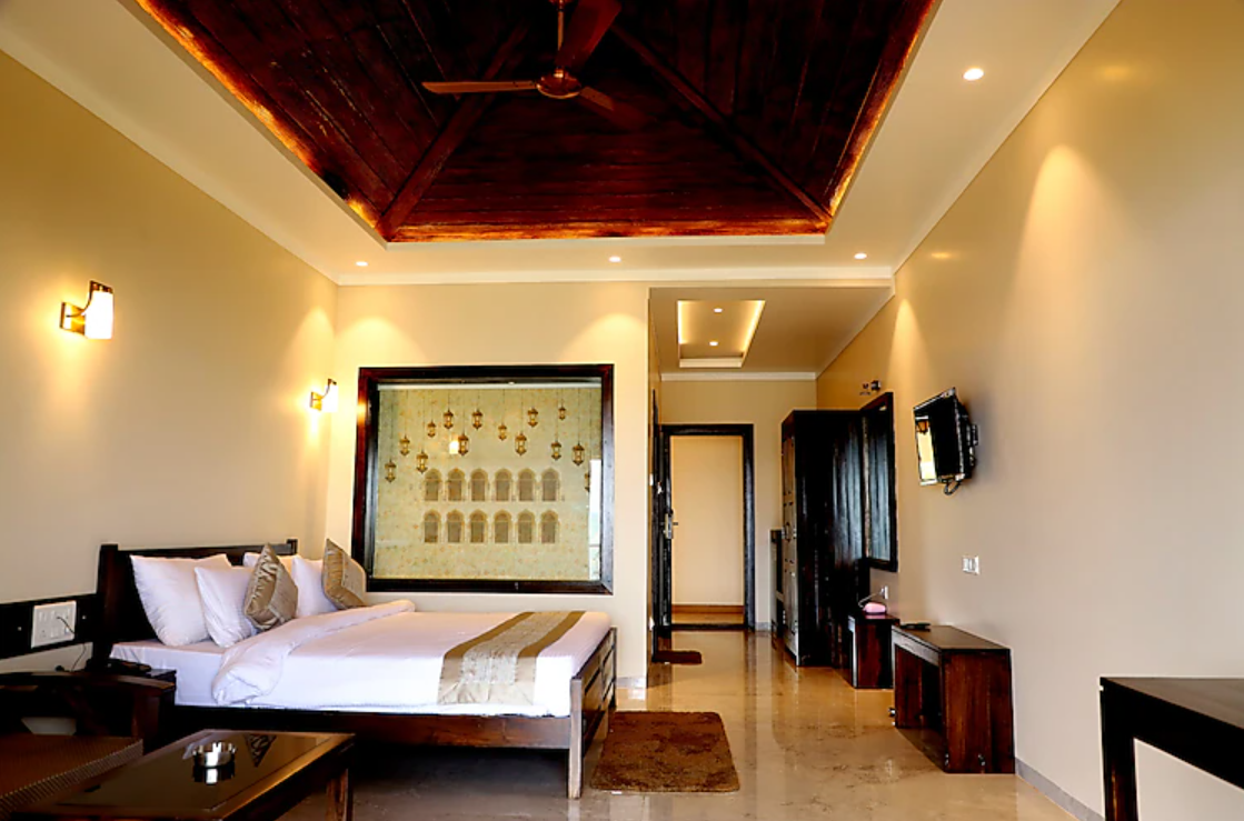 Super Deluxe Room