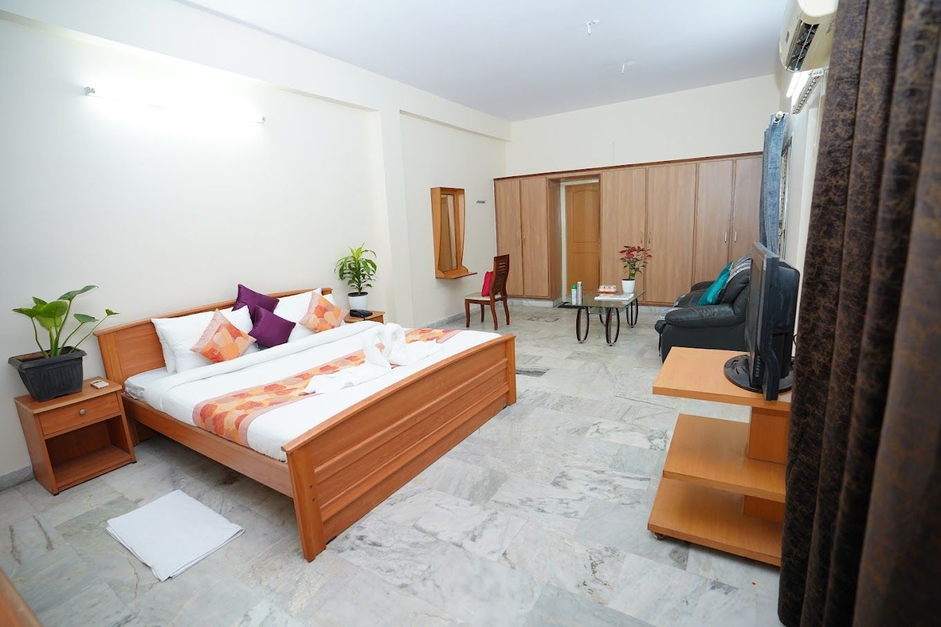 Five Bedded Grand Suite Room