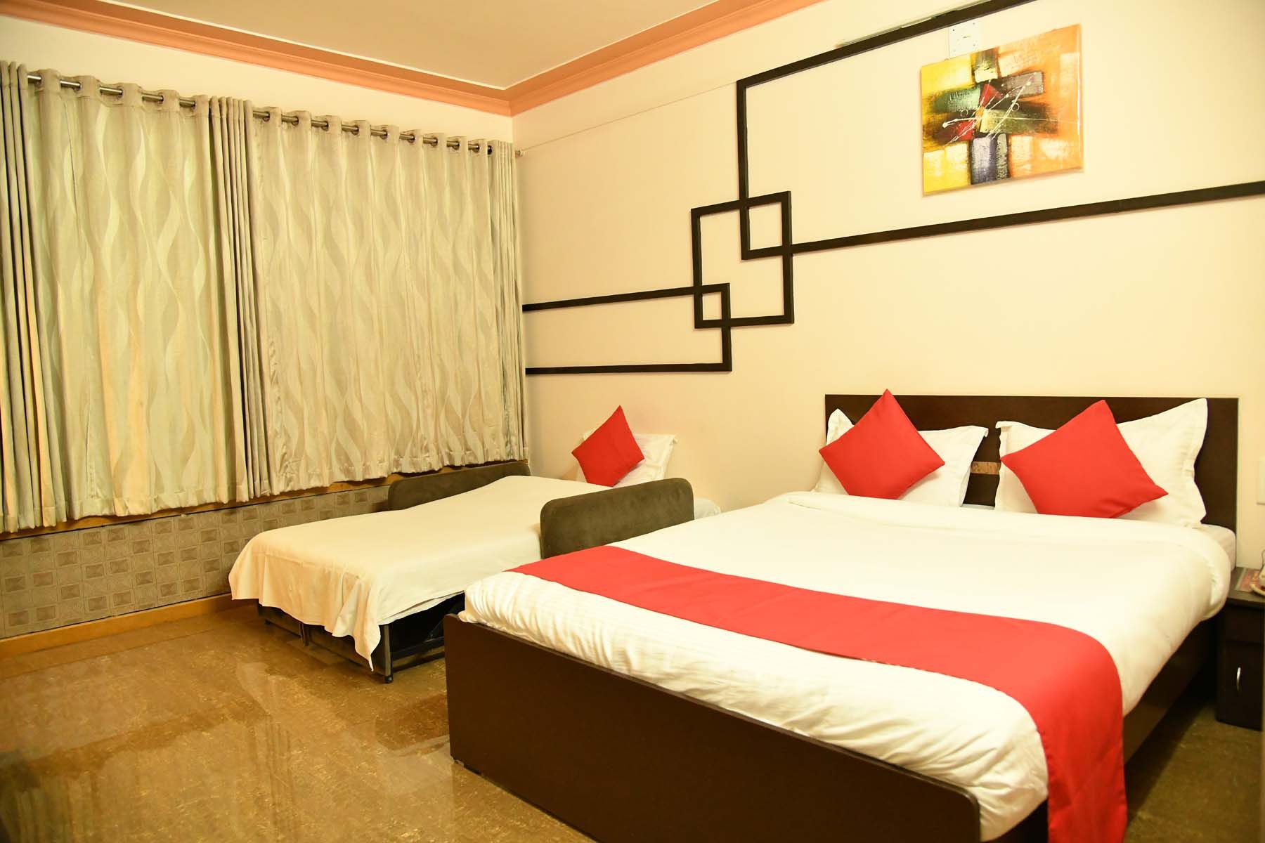 River Palace - A Valley View Hotel No View Deluxe AC Rooms 3