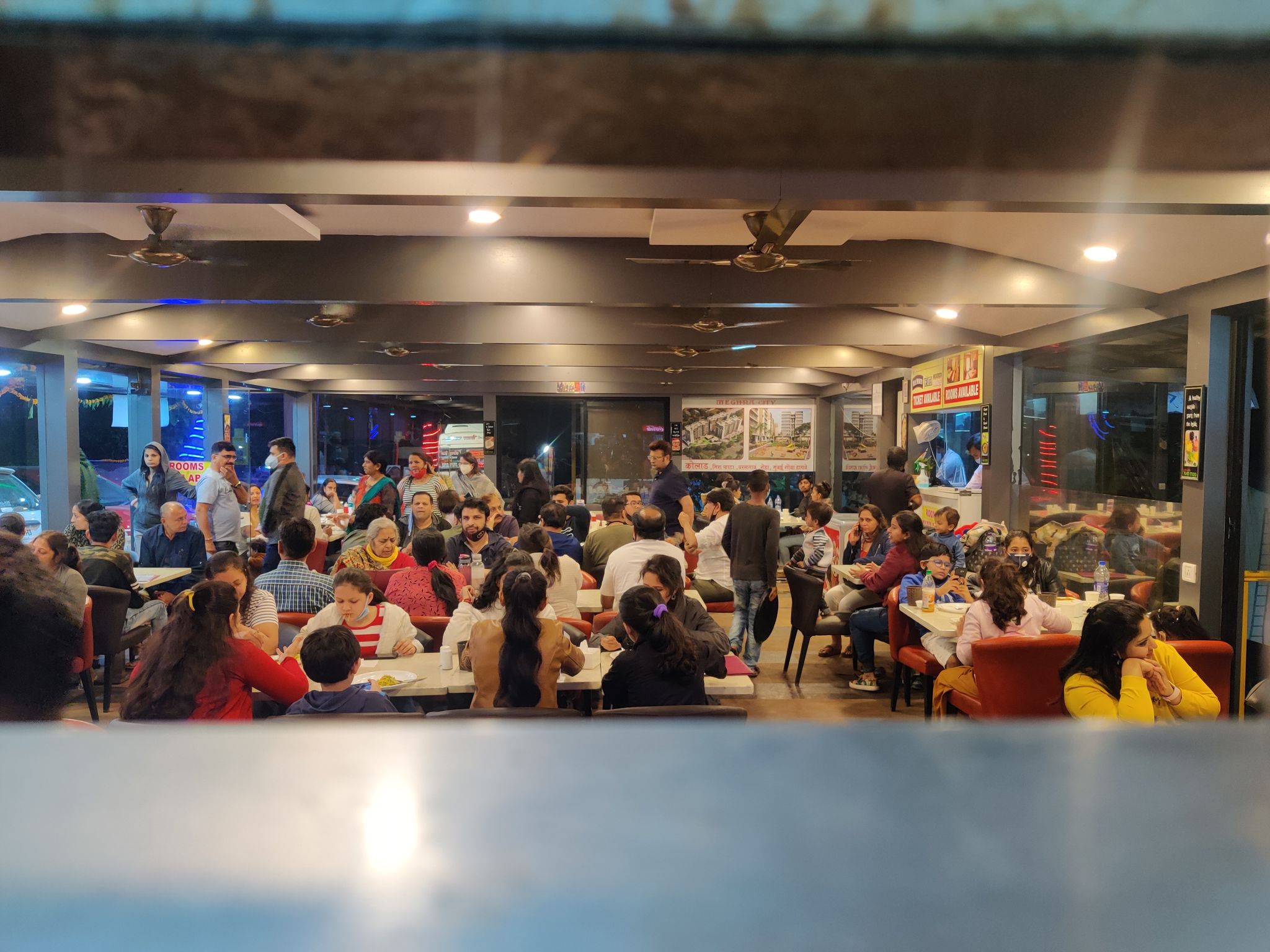 Food & Dining