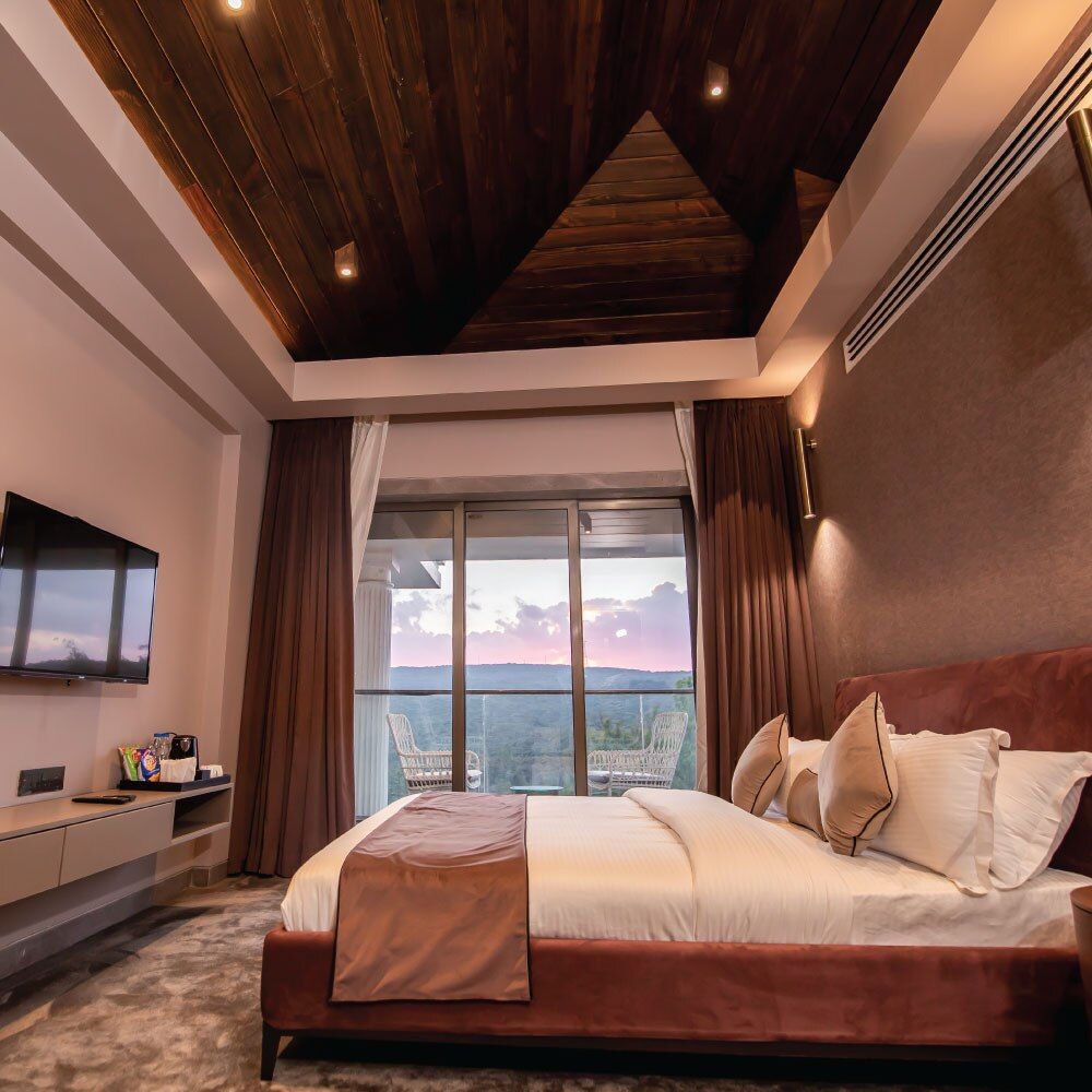 Valentia Rise (First OR Second Floor)