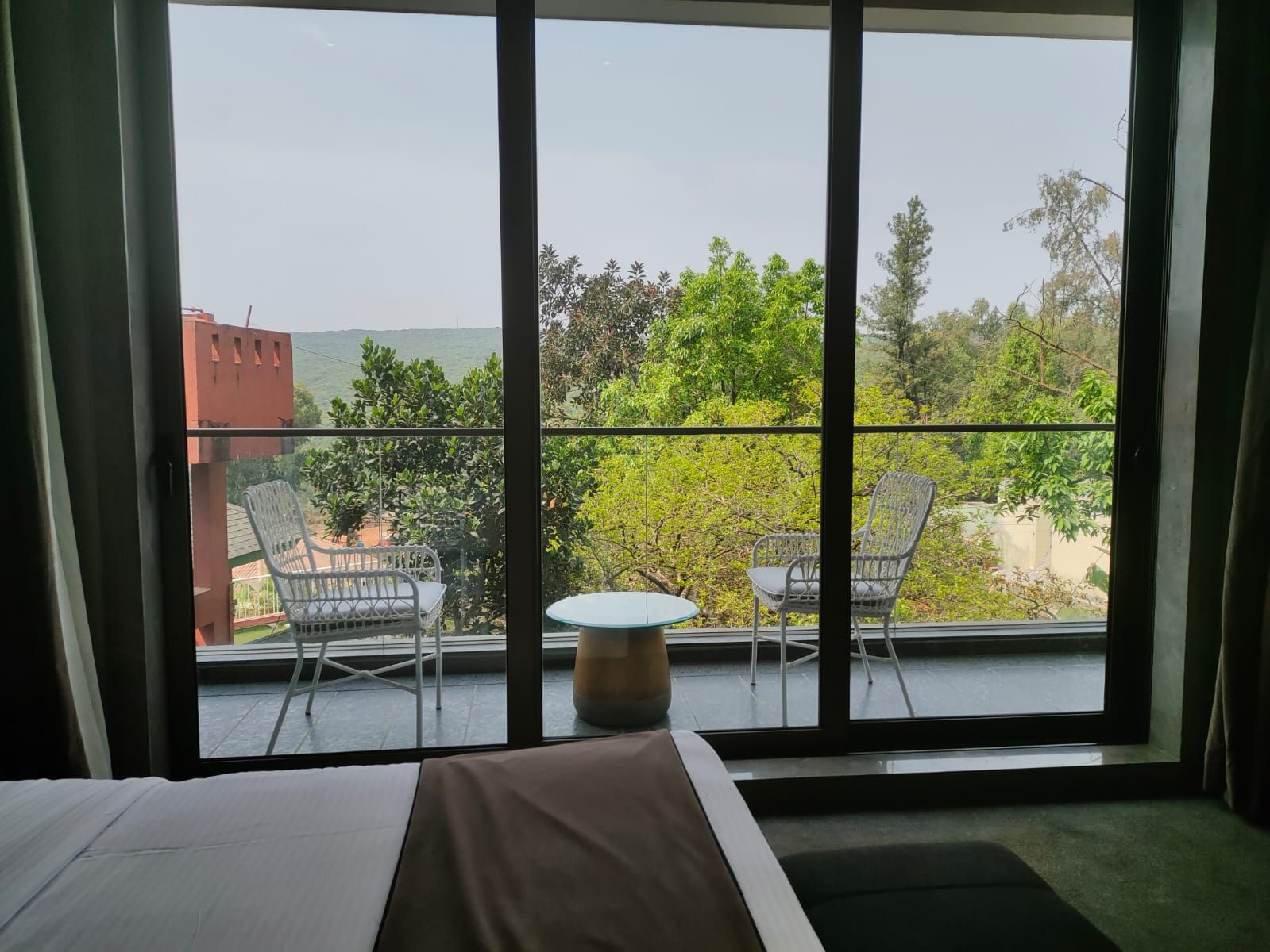 Superior Crest with Bathtub (Ground Floor)