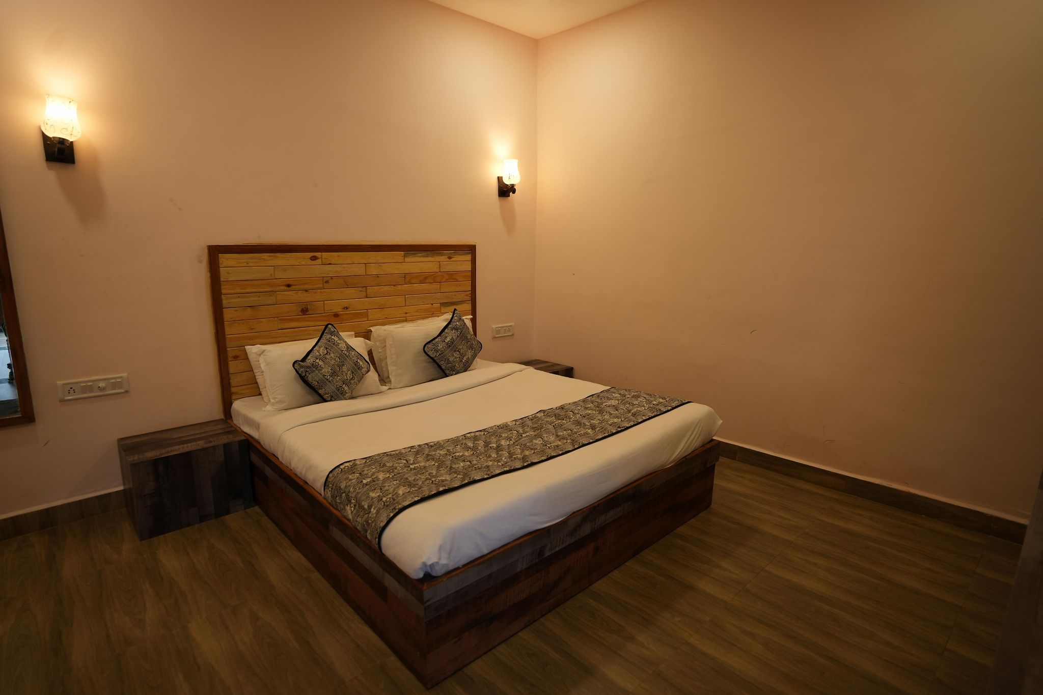 Waterstone Resort Deluxe room 4