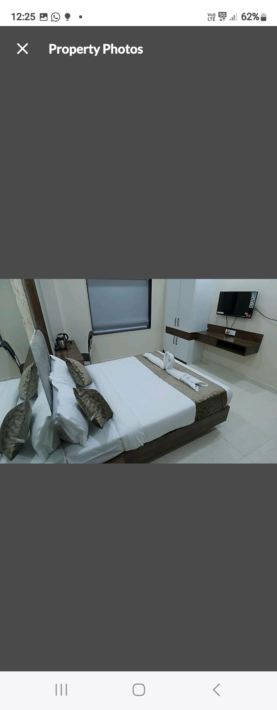 Adhiraj Inn ( 250 meter from chambal river front ) Deluxe Room 2