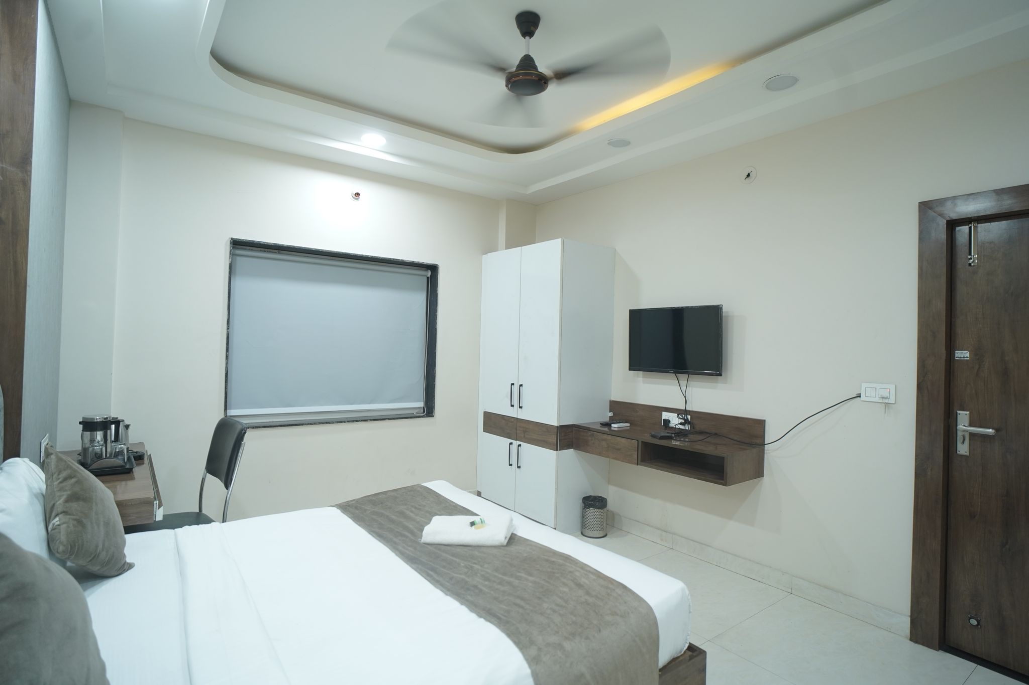 Adhiraj Inn ( 250 meter from chambal river front ) Super Deluxe Room 2