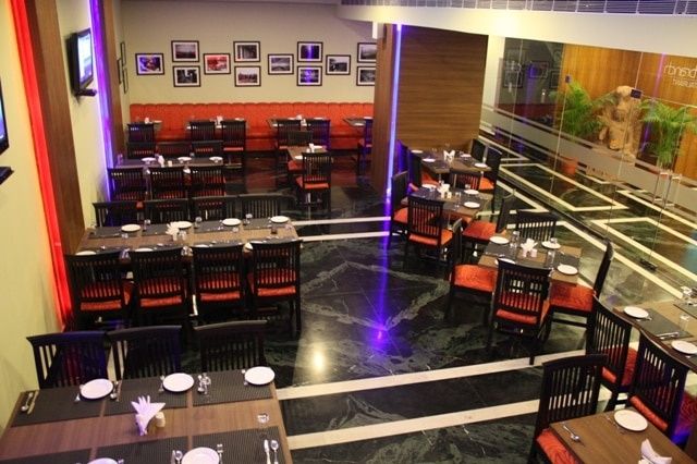 Food & Dining