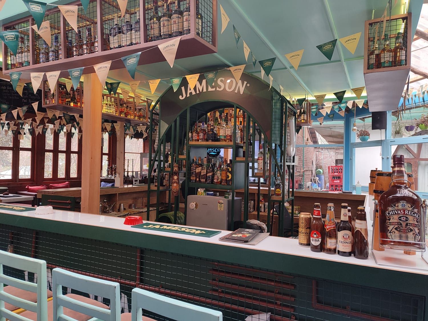 Bar