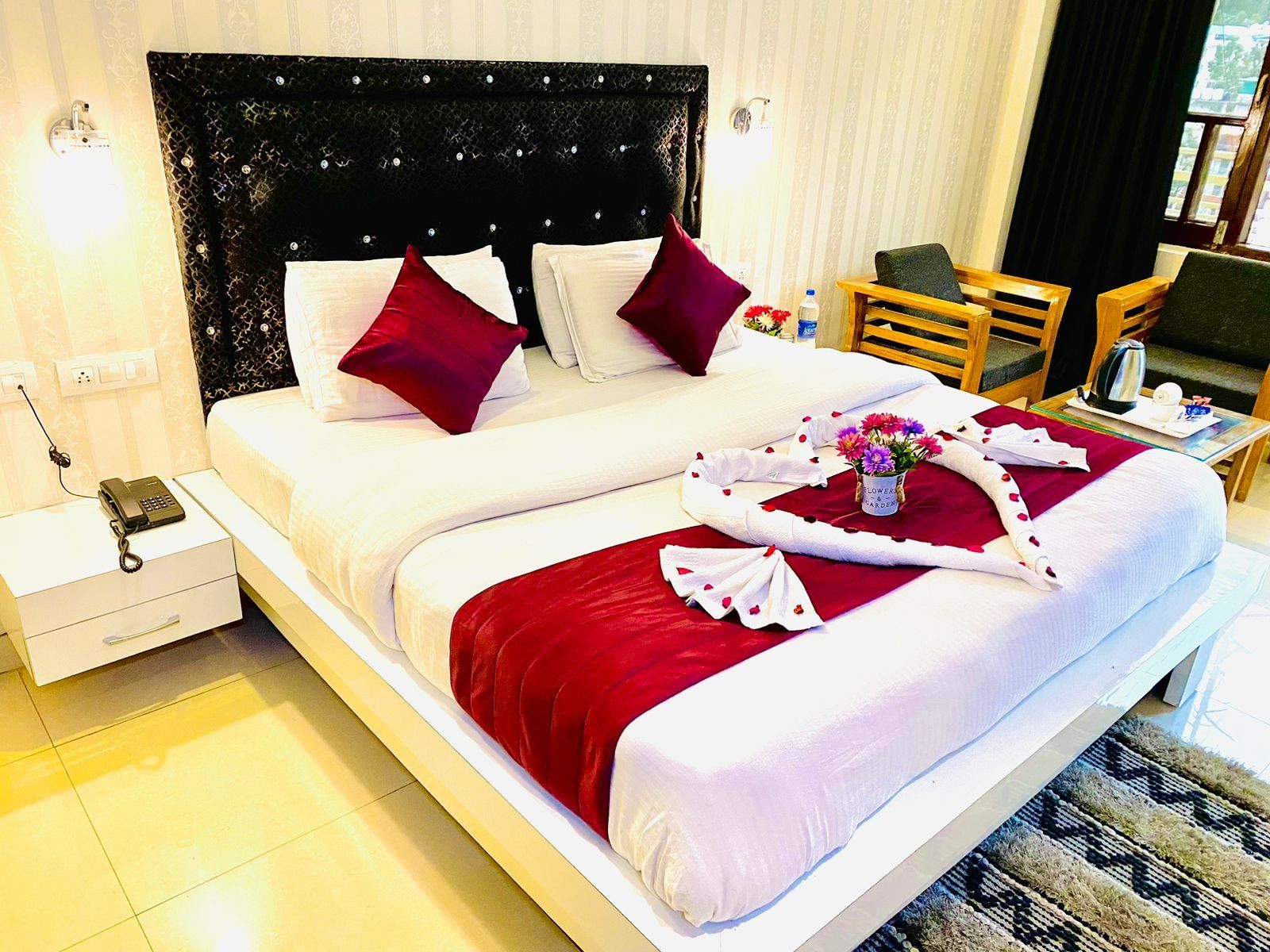 Super Deluxe Room With Waterfall View