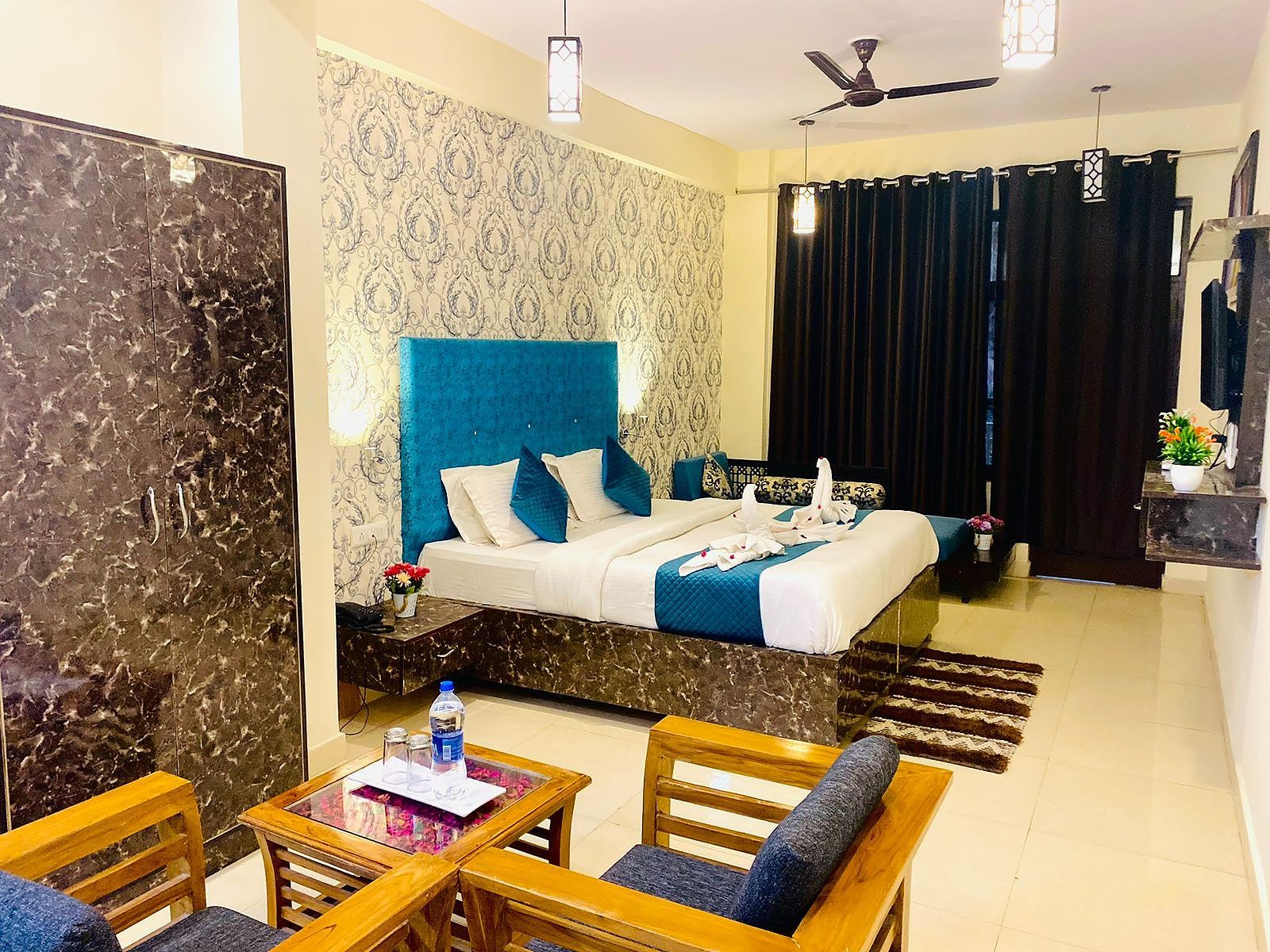 Deluxe Room with Balcony