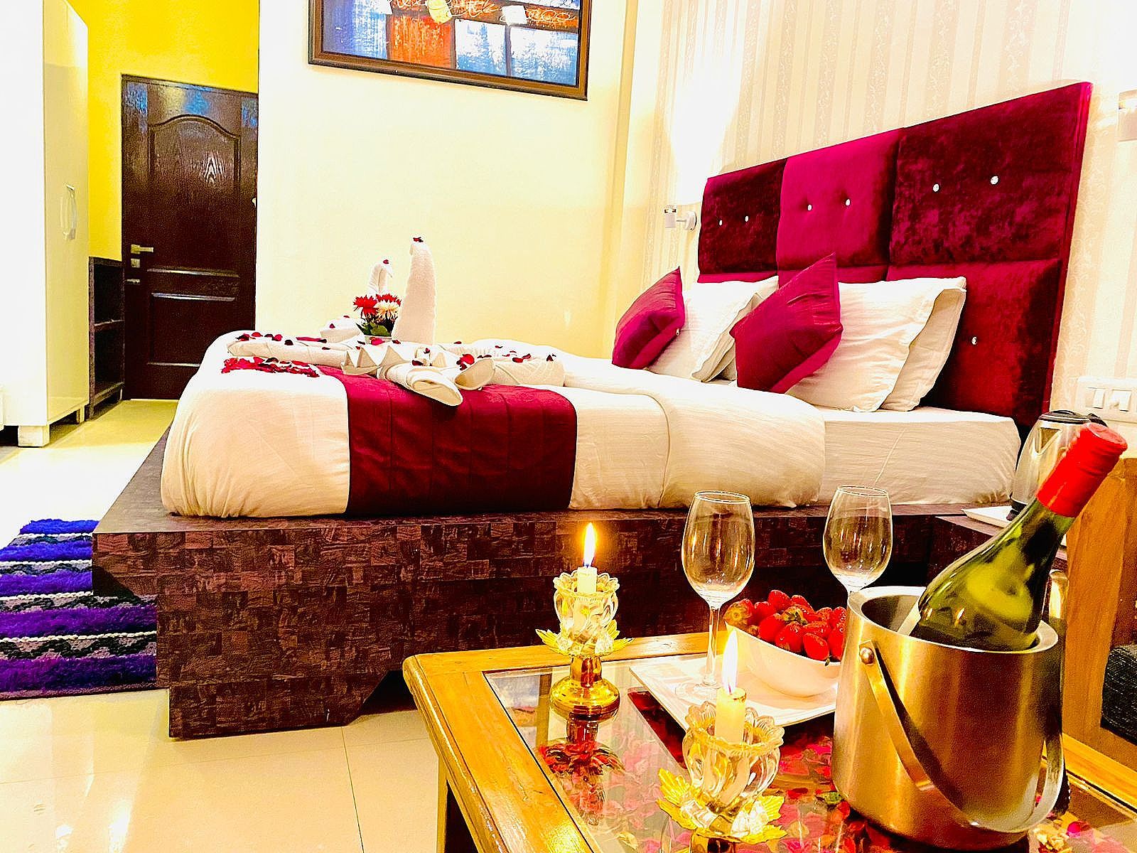 Super Deluxe Room With Waterfall View