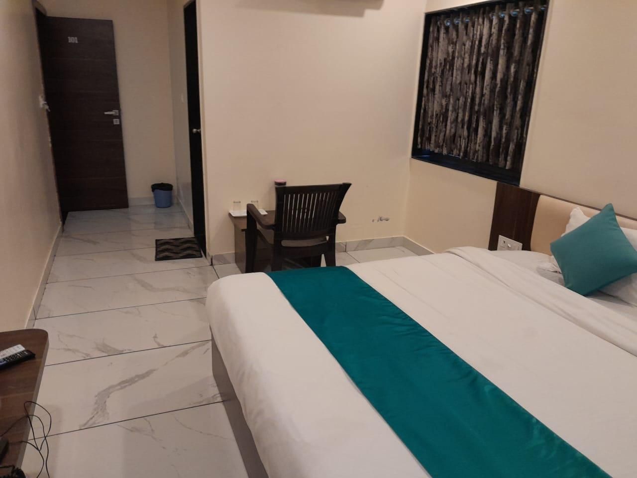 Deluxe Room with Balcony