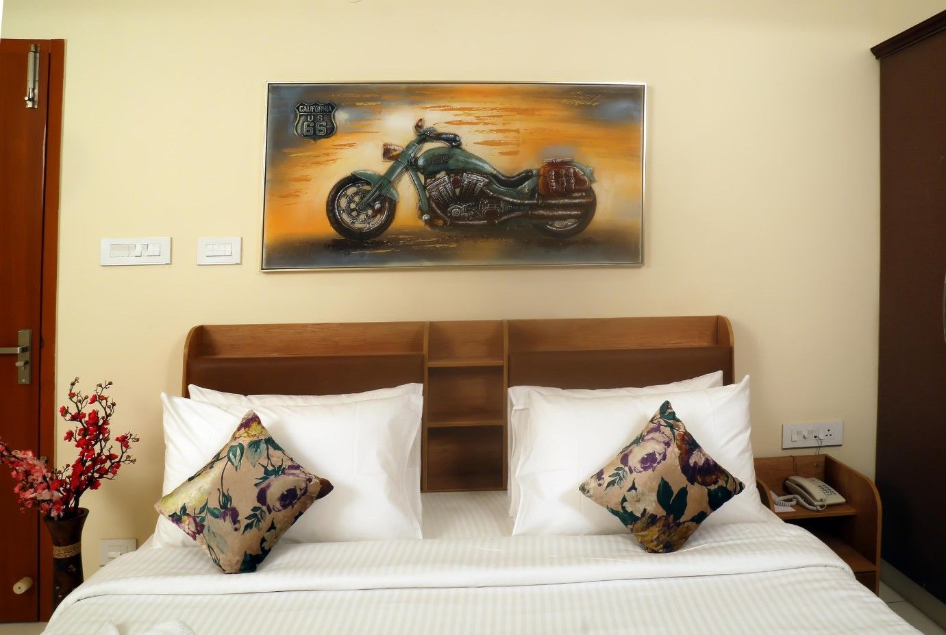 The Capital Executive Service Apartment Executive Rooms 3