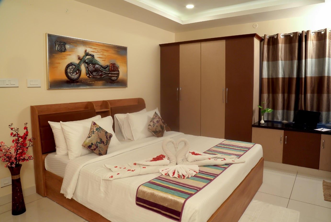  Full Service Apartment