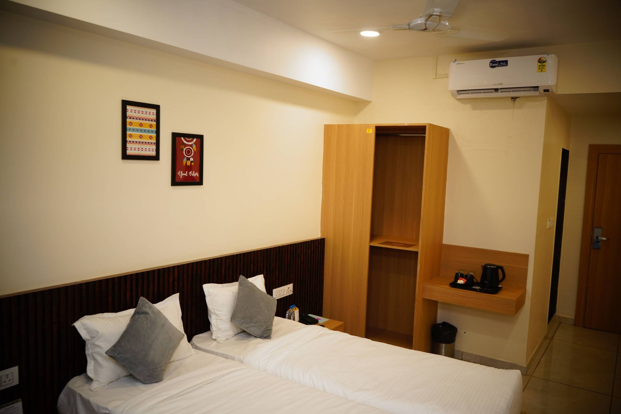 Hotel Landmark Supreme Room 7