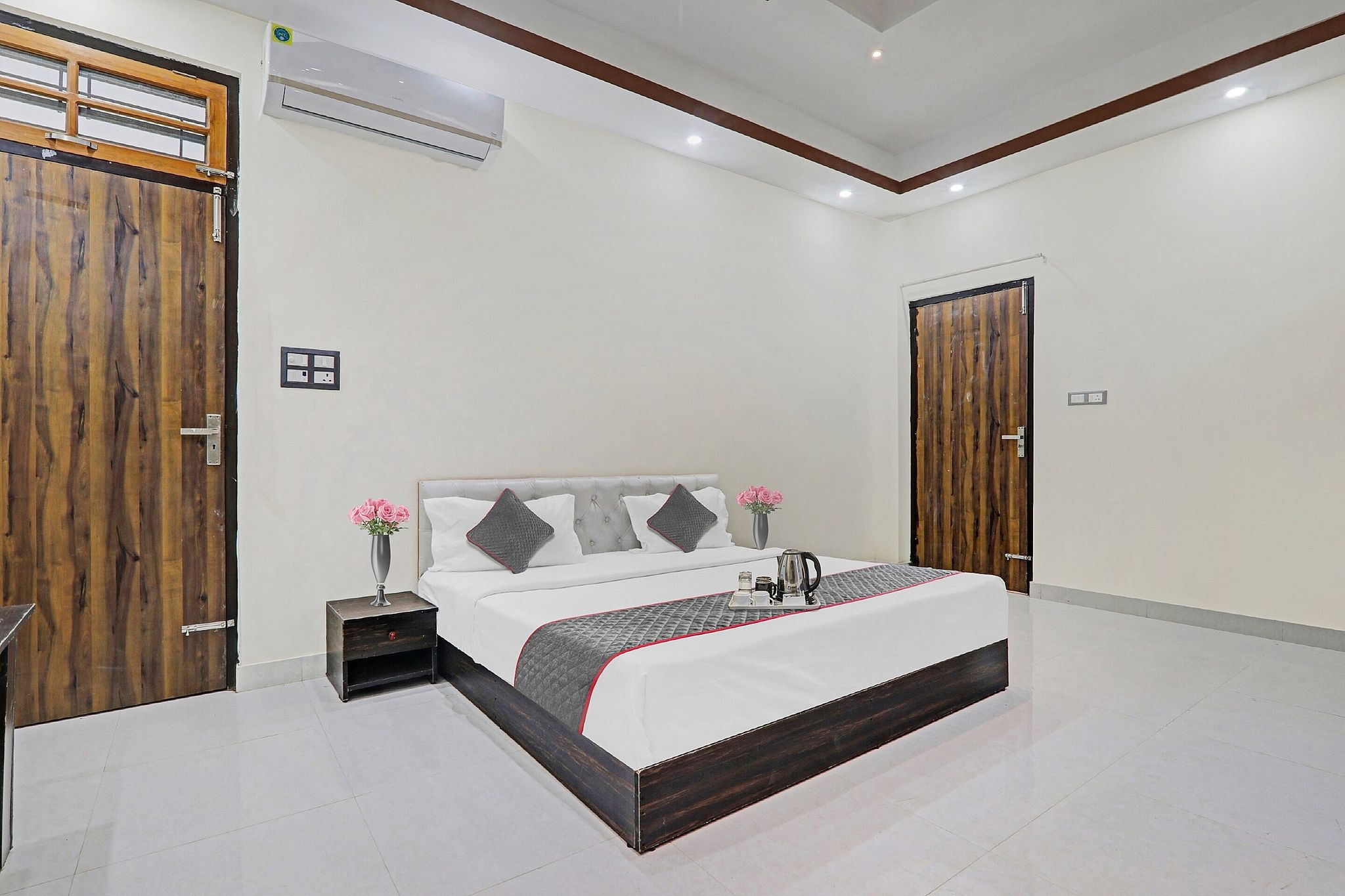 Townhouse Relax Inn Classic 5