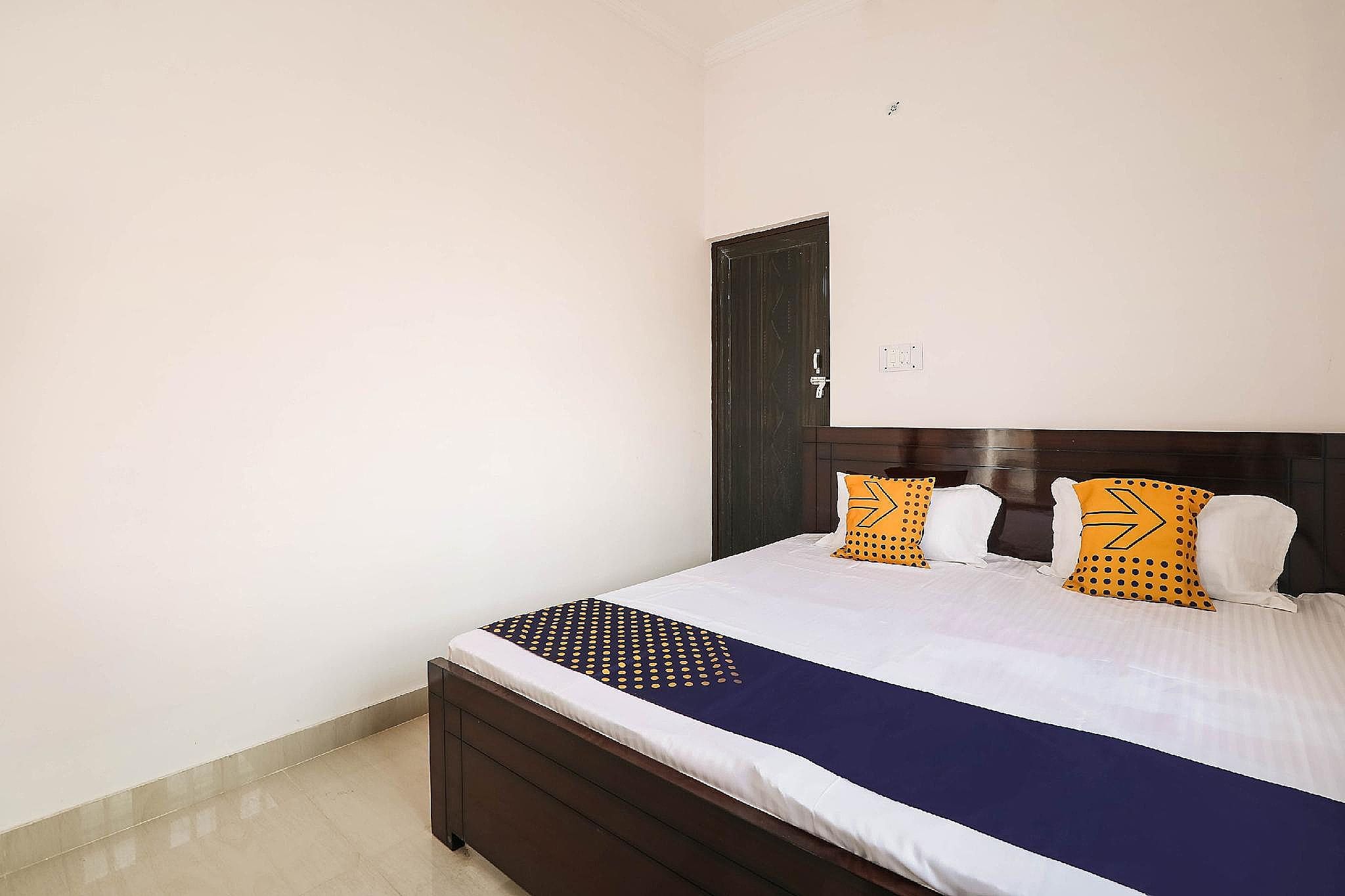 SPOT ON 76421 Kuldeep Inn