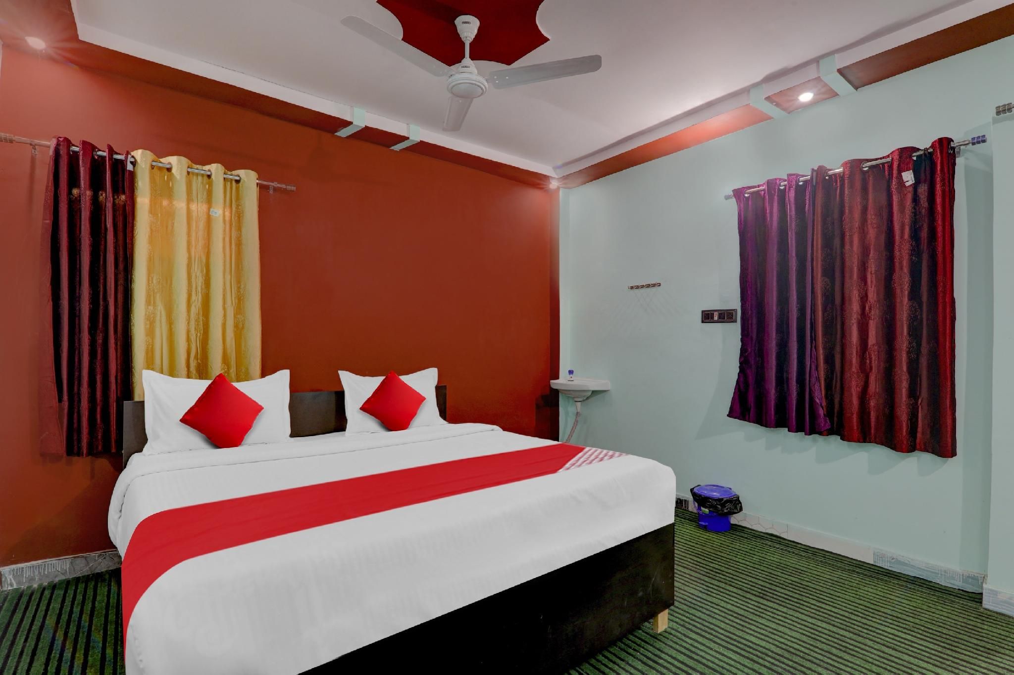 Hotel O The Blue Moon Paying Guest House Classic 2