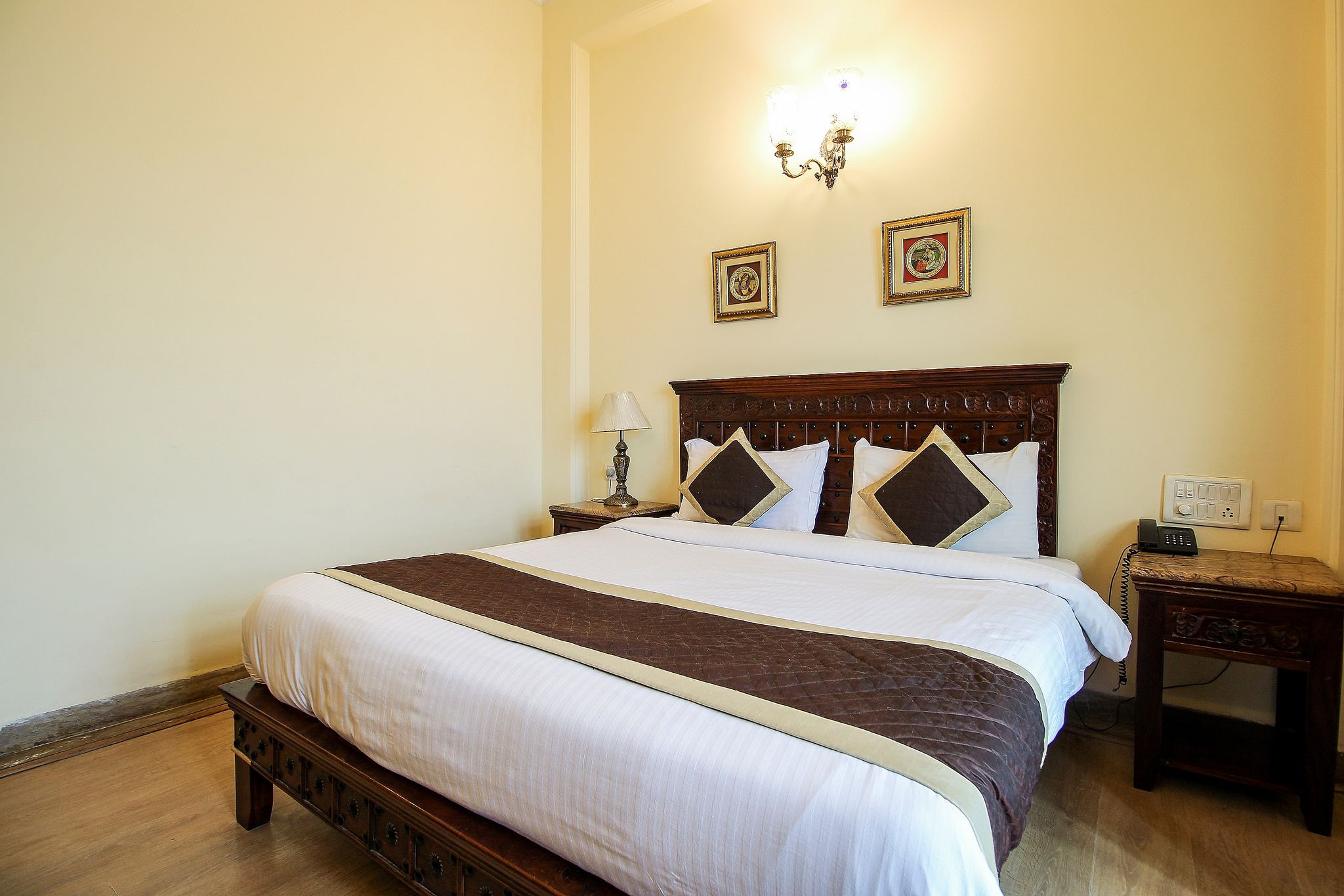Rajputana Haveli Deluxe Room 9
