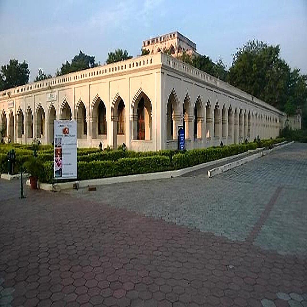 undefined Taramati Baradari 9